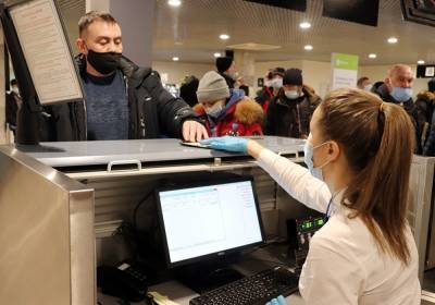 В летнем расписании аэропорта Нового Уренгоя появился еще один рейс в Крым
