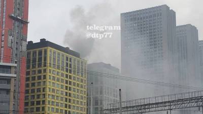 Пожар произошел в бизнес-центре "Савеловский Сити"