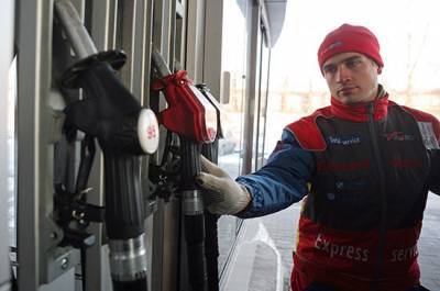 В России с 1 мая изменится механизм формирования цен на бензин