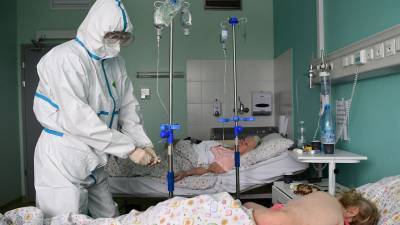 В Москве за сутки госпитализировали 736 человек с коронавирусом