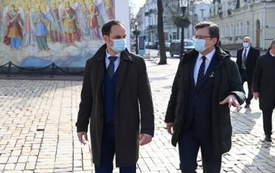 Глава МИД Словении приехал с визитом в Киев