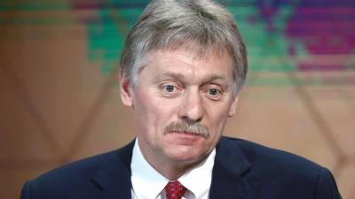 Песков призвал ориентироваться на заявления властей о ситуации в Донбассе