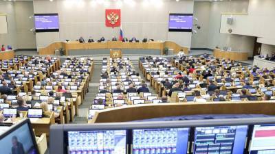 В Госдуме приняли во втором чтении законопроект о "гаражной амнистии"