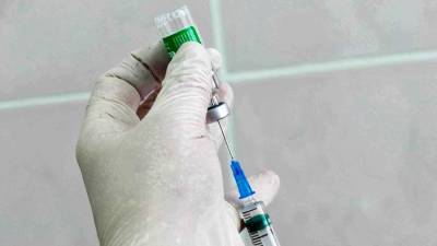 ЕС перенес сроки поставок Киеву остатков вакцин от COVID-19