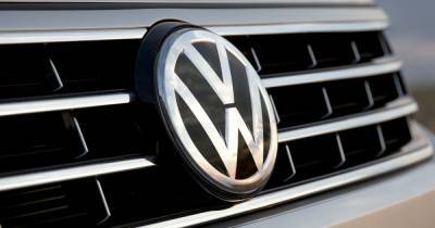 Volkswagen вдвое снизит стоимость батарей для электромобилей