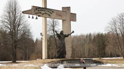 ФОТОФАКТ: Акция по благоустройству и наведению порядка прошла в мемориальном комплексе "Шуневка"