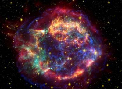 Астрономы обнаружили огромный след гигантской сверхновой