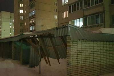 Крыша веранды детского сада обрушилась под тяжестью снега в Новочебоксарске