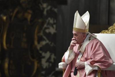 Ватикан вынес вердикт по однополым бракам: Благословению не подлежат