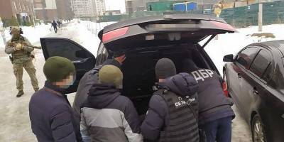 СБУ арестовало 4 похитителей людей, один из которых числился сотрудников ведомства - ФОТО - ТЕЛЕГРАФ