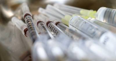 Страны Евросоюза не поделятся COVID-вакцинами с Украиной – МИД