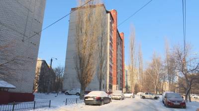 Воронежца ударили ножом за замечание о парковке во дворе многоэтажки
