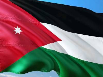Иордания применила слезоточивый газ против протестующих и мира