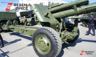 В Петербург для репетиции Парада Победы привезли военную технику