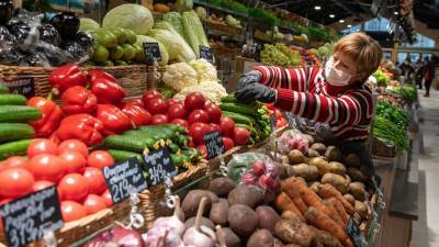 Россиян предупредили о возможном росте цен на пшеницу и овощи