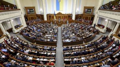 В парламент проходят 5 партий, ОПЗЖ лидер симпатий украинцев - опрос