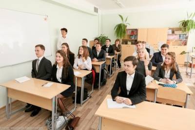Эксперты Рособрнадзора признали среднее образование в Костромской области средним