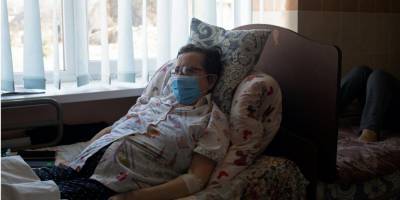 В связи с нехваткой мест. Больных коронавирусом жителей Харькова начали доставлять в больницу Чугуева