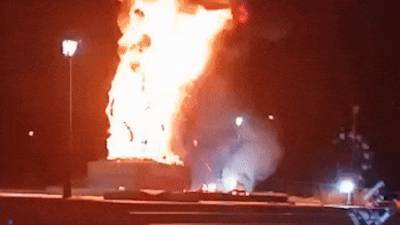 В Татарстане сгорел памятник Воину-Освободителю, среди версий — поджог