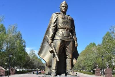 В Татарстане сгорел огнеупорный памятник Герою-освободителю