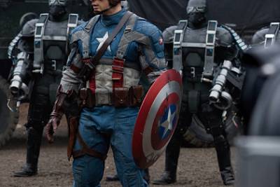 Джон Уокер - В Marvel появится гомосексуальный Капитан Америка - lenta.ru