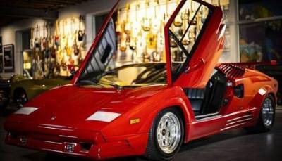 На продажу выставили редкий суперкар Lamborghini (ФОТО)
