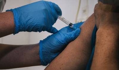 Франция, Германия и Италия приостановили вакцинацию препаратом AstraZeneca