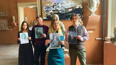 Студенты в Петербурге требуют закрыть выставку экс-чиновницы Васильевой