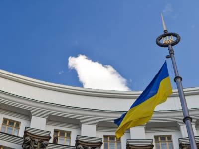Каждые двое из трех украинцев считают, что события в стране развиваются в неправильном направлении – опрос
