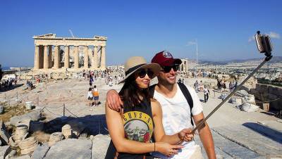 Греция назвала условия въезда в страну для российских туристов