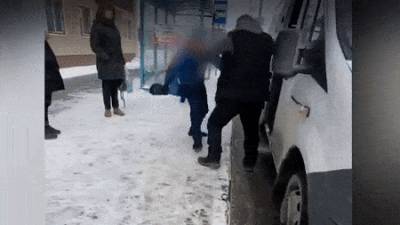 На Сахалине не нашли оснований для уголовного дела по факту драки водителя со школьником