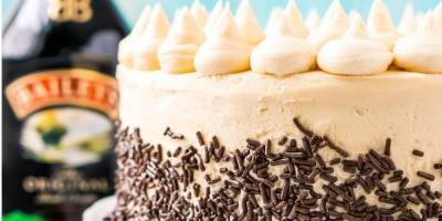 Отмечаем День святого Патрика. Как приготовить шоколадный торт на Гиннесе