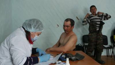 Новости на "России 24". В Кузбассе для проведения вакцинации используют вертолеты Ми-8