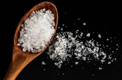 Снизить риск инфаркта поможет замена соли этими продуктами