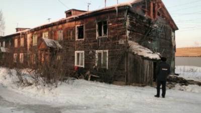 Мать сгоревших в Лесосибирске детей не успела установить дымоизвещатели