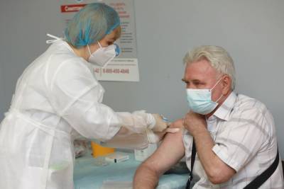 В Липецкой области планируют вакцинировать от COVID-19 60 процентов населения