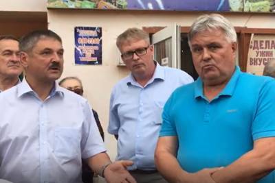 Продавец мяса с «Витэна» рассказала, как давала Кузнецову деньги на ремонт сгоревшего дома