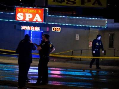 В США в трех спа-салонах убили семь человек - lenta.ua - США