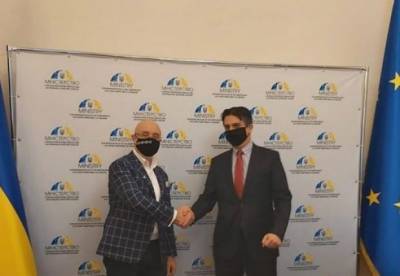 Украина и Турция готовы построить жилье для крымских татар
