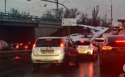 В Киеве ДТП спровоцировали несколько серьезных пробок