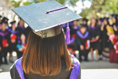 Не все потеряно: 5 высокооплачиваемых профессий без высшего образования