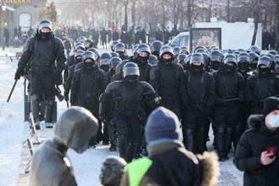 На Урале прокуратура проверит полицию, которая пришла к журналисту после акций протеста