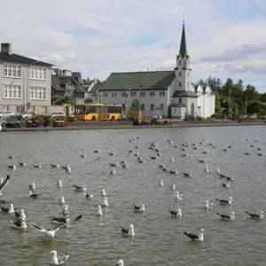 В Исландии разрешили свободный въезд всем привитым иностранцам