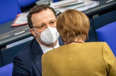 Быстрая вакцинация и отмена локдауна невозможны: планы немецкого правительства на грани краха