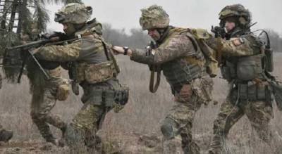 Десантники ВСУ устроили маневры перед учениями россиян в Крыму