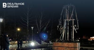 Полицейские в Заинске установили подростков, причастных к поджогу памятника
