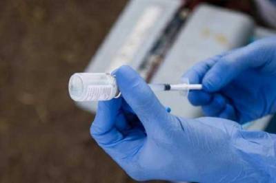 В Минздраве рассказали о побочной реакции на вакцину у сотен украинцев