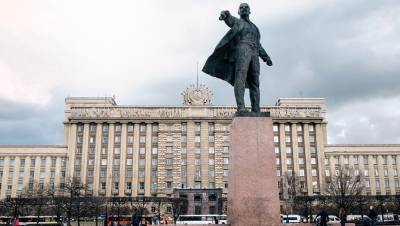 Дому Советов вернут цитату из сталинской Конституции