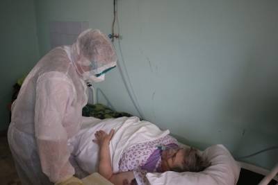 128 жителей Волгоградской области заболели коронавирусом за сутки