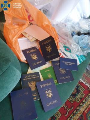 В Харькове массово печатали фальшивые паспорта для иностранцев